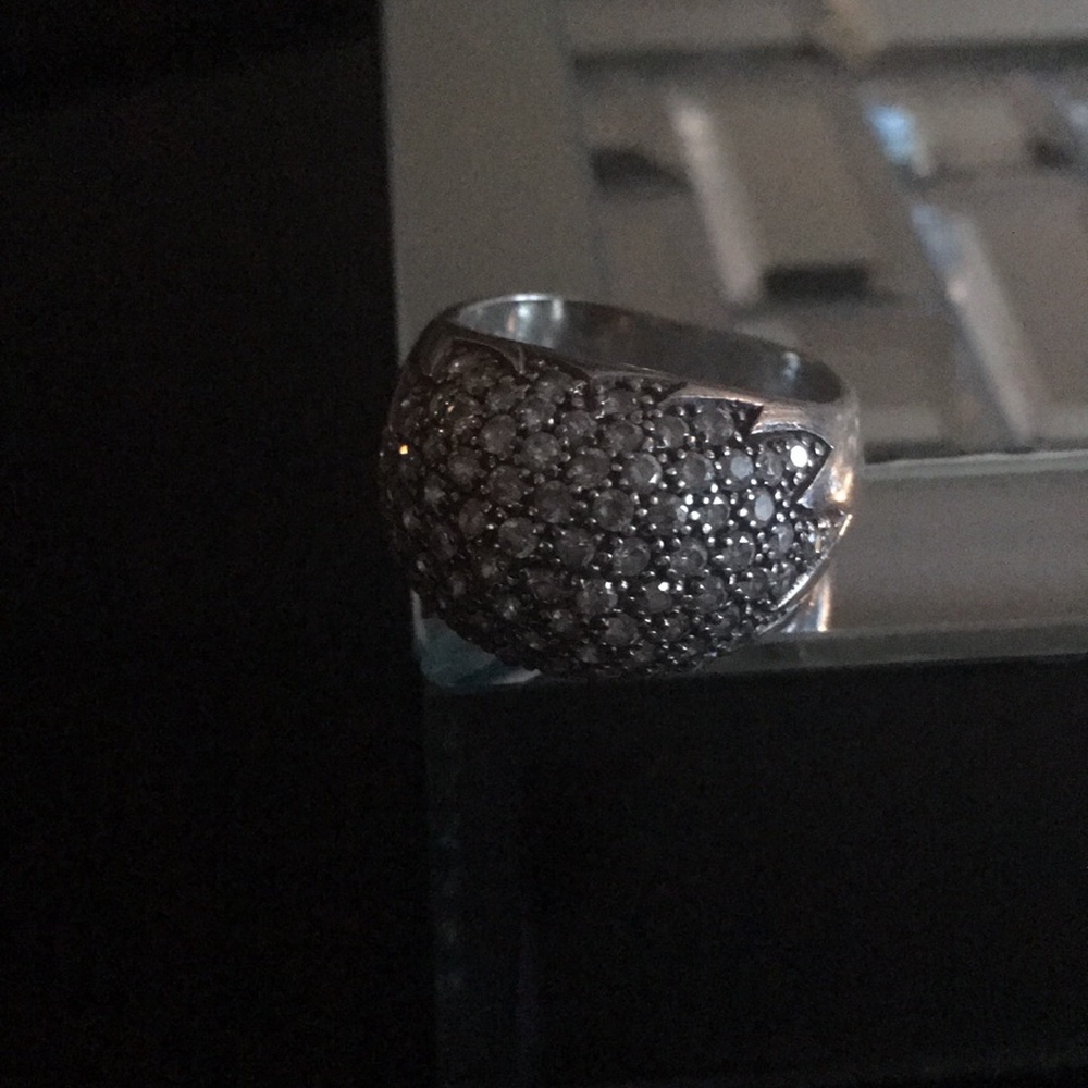 Men’s Sterling Silver Ring with cubic zirconia